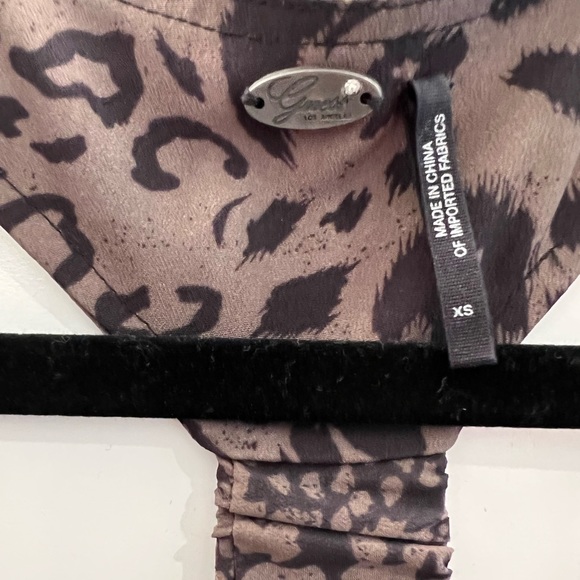 Guess Shorts Romper - Picture 4 of 4